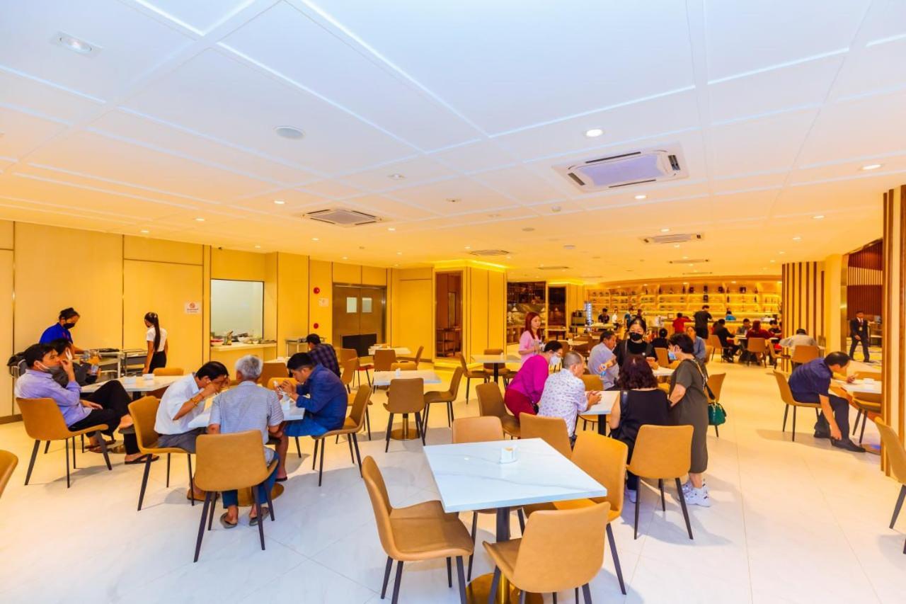Dynasty Casino Hotel Bavet Exterior foto