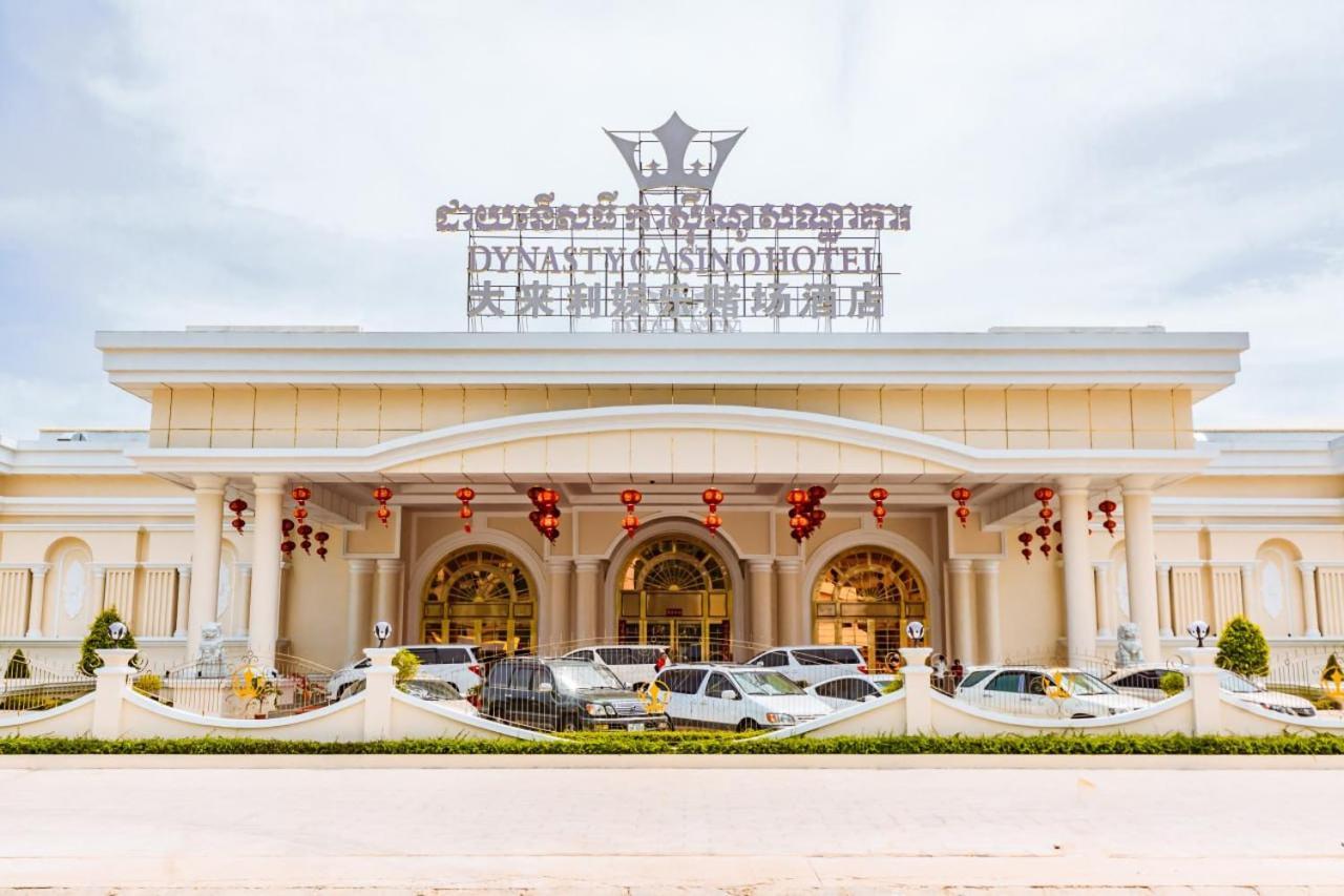 Dynasty Casino Hotel Bavet Exterior foto